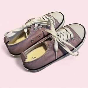 Chic Mauve Kids Sneakers